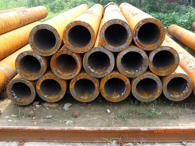 查驗直縫鋼管的時候詳細(xì)的過程是什么呢